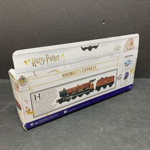 Load image into Gallery viewer, Hogwarts Express Die-Cast Train Engine with Train Car (NEW)
