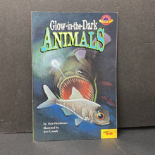 Load image into Gallery viewer, Glow In The Dark Animals (Planet Readers Level 2) -reader
