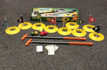 Load image into Gallery viewer, Official Indoor Golf 1986 Vintage Collectible
