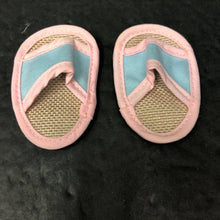 Load image into Gallery viewer, Shoes for 18" Doll
