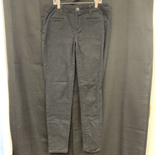 Load image into Gallery viewer, Pants
