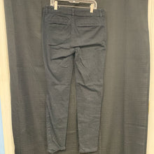 Load image into Gallery viewer, Pants
