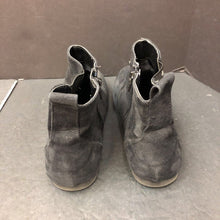 Load image into Gallery viewer, Girls Star Boots
