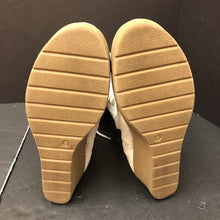 Load image into Gallery viewer, Girls Furry Winter Boots
