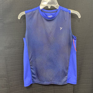 Sleeveless athletic shirt