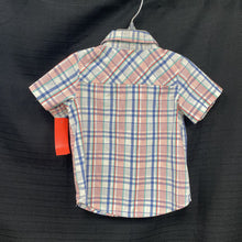 Load image into Gallery viewer, Plaid button down shirt
