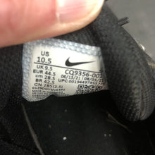 Load image into Gallery viewer, Boys Legend Essentials 2 Sneakers
