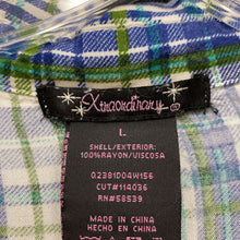 Load image into Gallery viewer, Plaid Button Down Top
