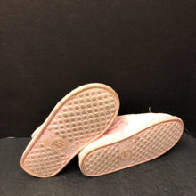 Load image into Gallery viewer, Girls Bunny Slippers
