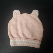 Load image into Gallery viewer, Girls Flower Winter Hat
