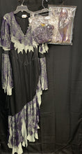 Load image into Gallery viewer, Juniors Zombie Bride Halloween Costume
