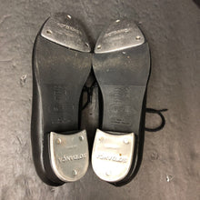 Load image into Gallery viewer, Tap Shoes
