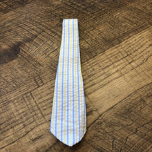 Load image into Gallery viewer, Boys Striped Tie (NEW)
