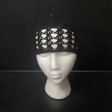 Load image into Gallery viewer, Girls Knit Winter Hat
