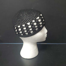 Load image into Gallery viewer, Girls Knit Winter Hat
