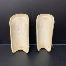 Load image into Gallery viewer, Soccer Shin Guards
