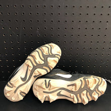 Load image into Gallery viewer, Boys Fast Flex Baseball Cleats
