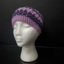 Load image into Gallery viewer, Girls Striped Knit Winer Hat
