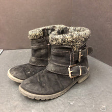 Load image into Gallery viewer, Girls Buckled Boots
