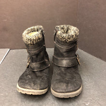 Load image into Gallery viewer, Girls Buckled Boots
