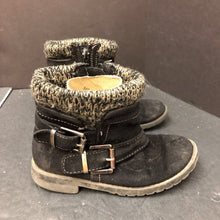 Load image into Gallery viewer, Girls Buckled Boots
