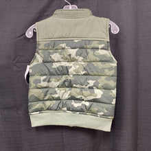 Load image into Gallery viewer, Boys Camo Winter Vest
