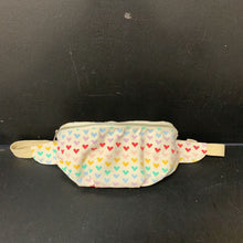 Load image into Gallery viewer, Heart Fanny Pack Bag
