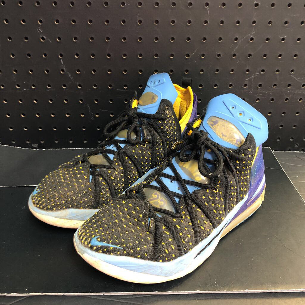 Men's Lebron 18 Sneakers