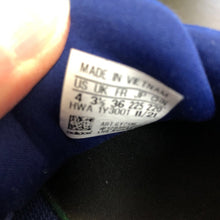 Load image into Gallery viewer, Boys Super Nova Sneaker
