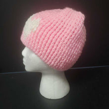 Load image into Gallery viewer, Girls knit Heart Hat
