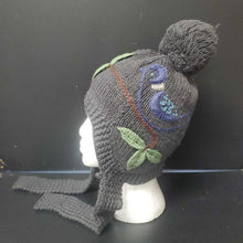 Load image into Gallery viewer, Girls Bird Winter Hat (Pema Knitwear)
