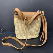 Load image into Gallery viewer, Straw Shoulder Bag
