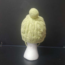 Load image into Gallery viewer, Girls Sequin Winter Hat
