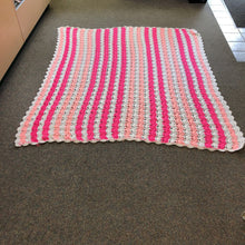 Load image into Gallery viewer, Knitted Nursery Blanket
