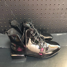 Load image into Gallery viewer, Girls Boots
