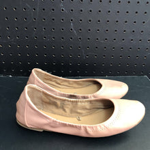 Load image into Gallery viewer, Girls Flats
