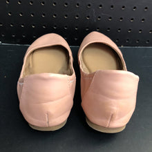 Load image into Gallery viewer, Girls Flats
