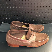 Load image into Gallery viewer, Men's Dress Shoes
