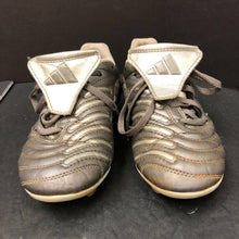 Load image into Gallery viewer, Girls Soccer Cleats
