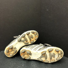Load image into Gallery viewer, Girls Soccer Cleats
