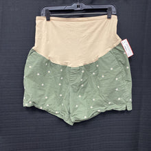 Load image into Gallery viewer, Flower shorts
