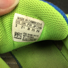 Load image into Gallery viewer, Boys Sneakers
