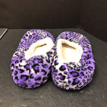 Load image into Gallery viewer, Women's Animal Print Slippers
