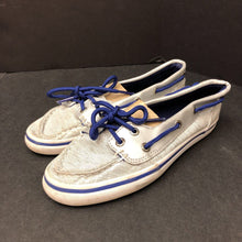 Load image into Gallery viewer, Girls Sparkly Shoes
