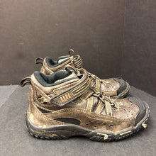 Load image into Gallery viewer, Boys Velcro Shoes
