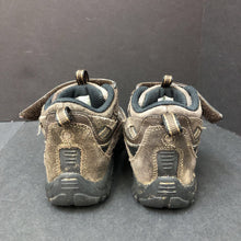 Load image into Gallery viewer, Boys Velcro Shoes

