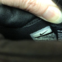 Load image into Gallery viewer, Boys High Top Shoes
