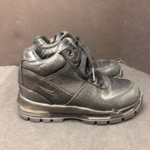Load image into Gallery viewer, Boys High Top Shoes
