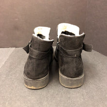 Load image into Gallery viewer, Girls Winter Boots
