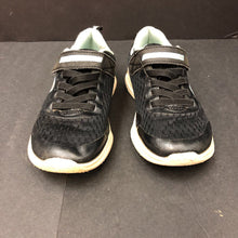 Load image into Gallery viewer, Girls Velcro Sneakers
